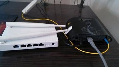 家里加装第二个路由器怎么设置