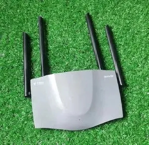 如何将家中的wifi网络连接到新的地方